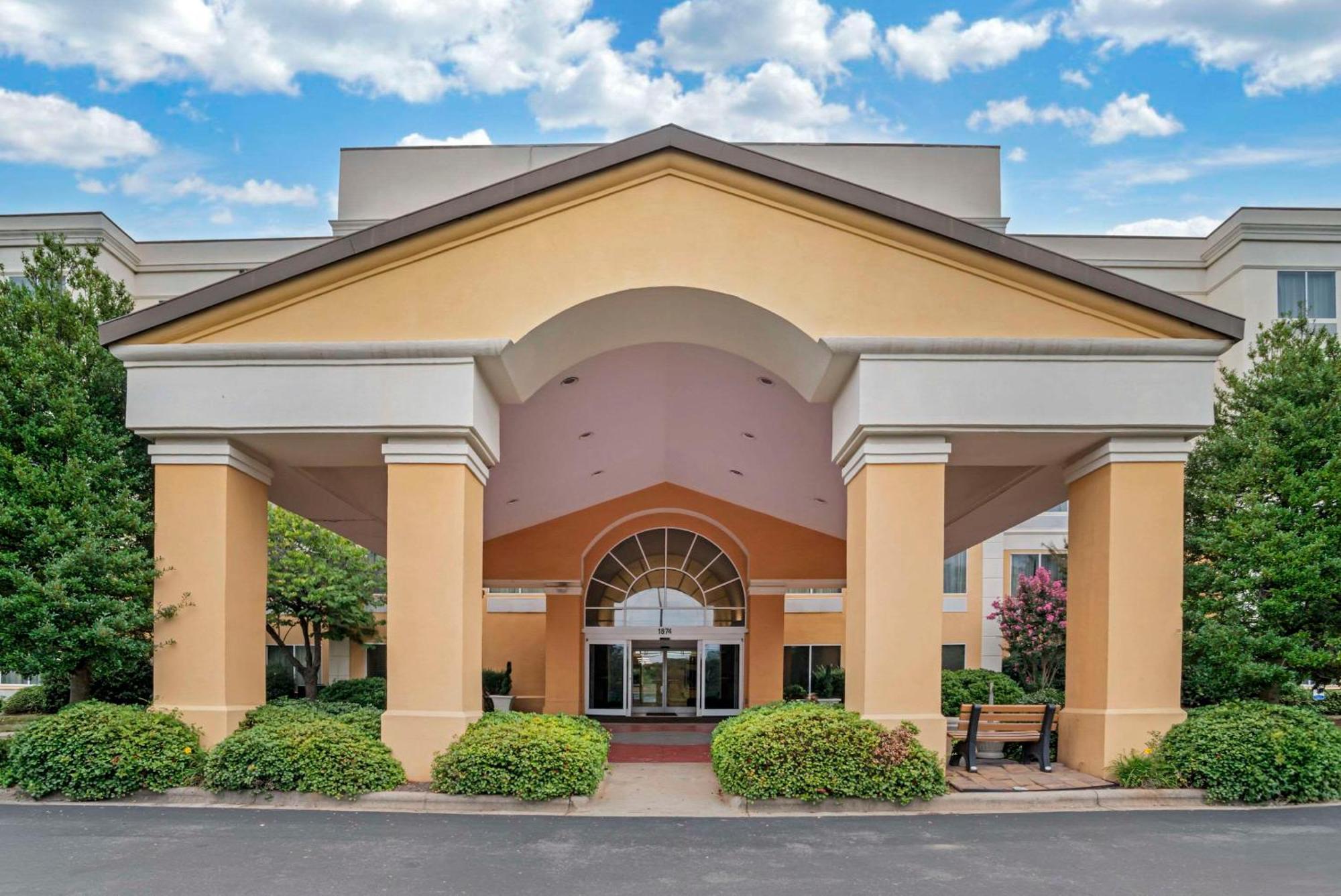 Comfort Suites Gastonia - Charlotte Exterior foto